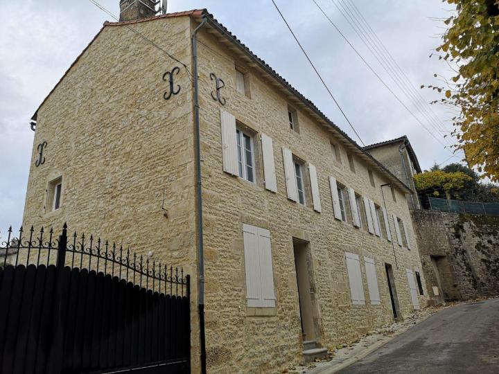 Spécialistes de la rénovation de façade à Niort 